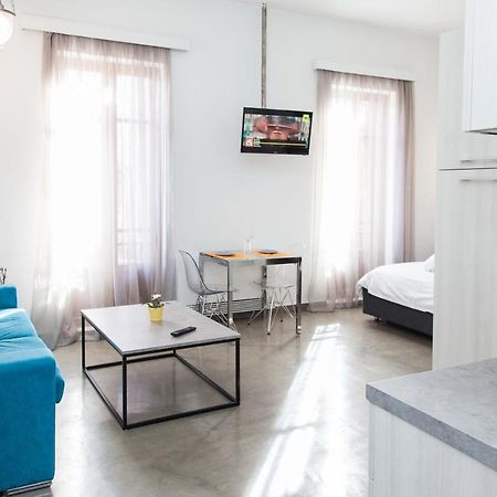 Beautiful Apt Near Monastiraki Sqr Appartamento Atene Esterno foto