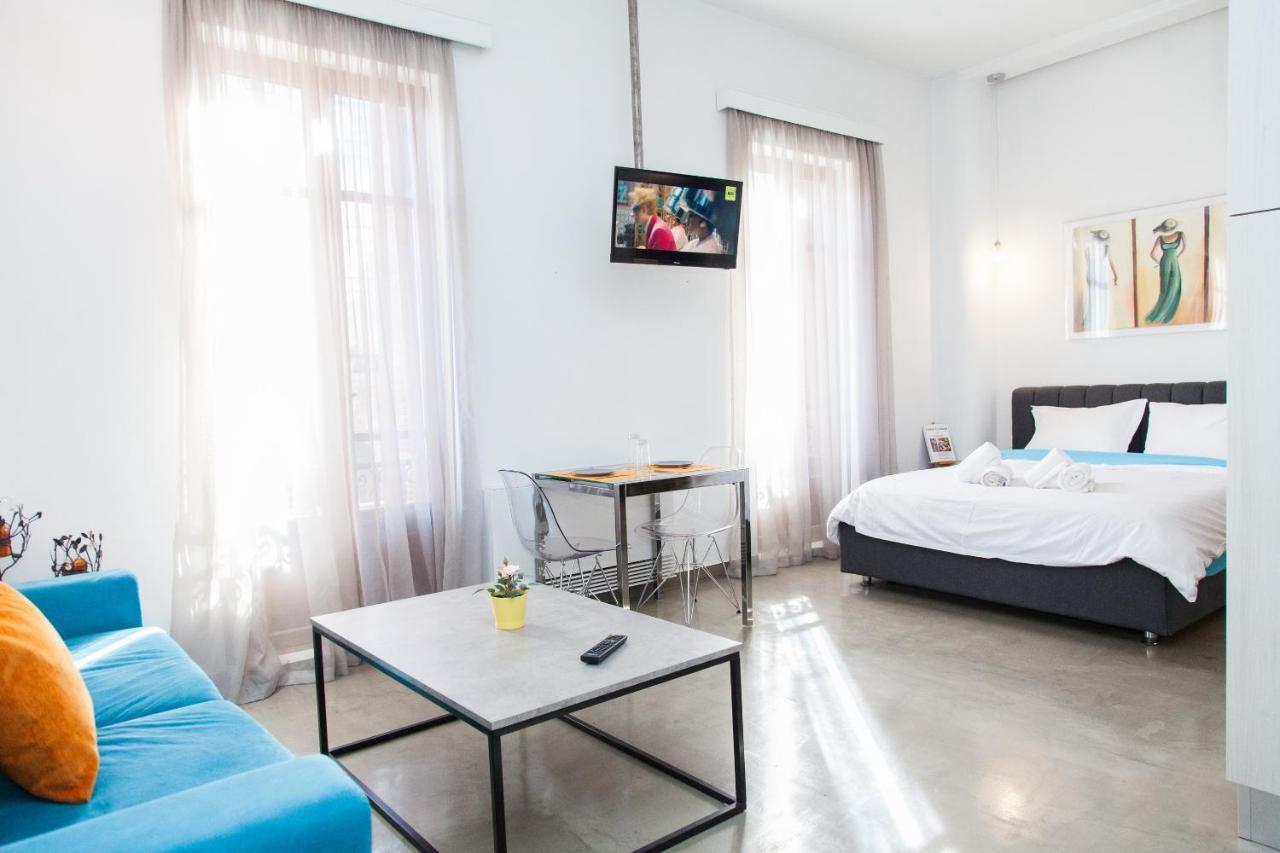 Beautiful Apt Near Monastiraki Sqr Appartamento Atene Esterno foto