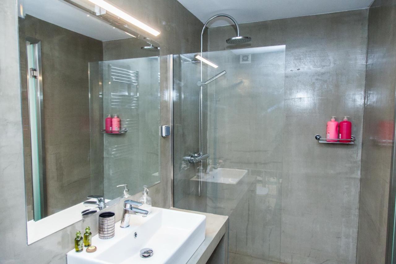 Beautiful Apt Near Monastiraki Sqr Appartamento Atene Esterno foto